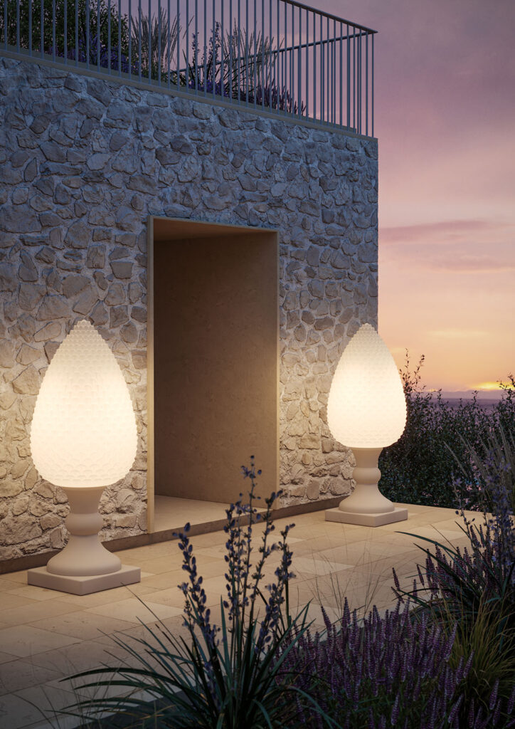 PINA LAMPADE
